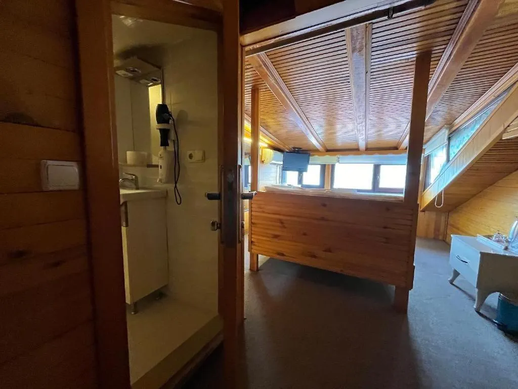Le Safran Suite Hotel Istanbul Guest house
