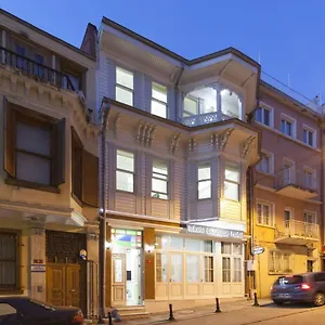 3* Hotel Pi Art Butik